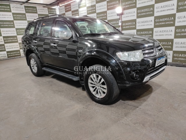MITSUBISHI PAJERO 4X4 HPE D 2016