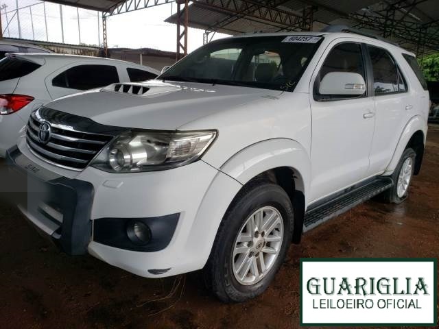 HILUX SW4 SRV 3.0 D-4D TURBO